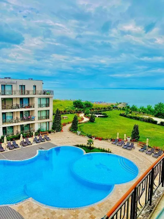 Beachfront One Bedroom Apartment Diamond Beach Burgas Sarafovo Студио В Diamond Beach Сарафово 0*,  Bulgaria